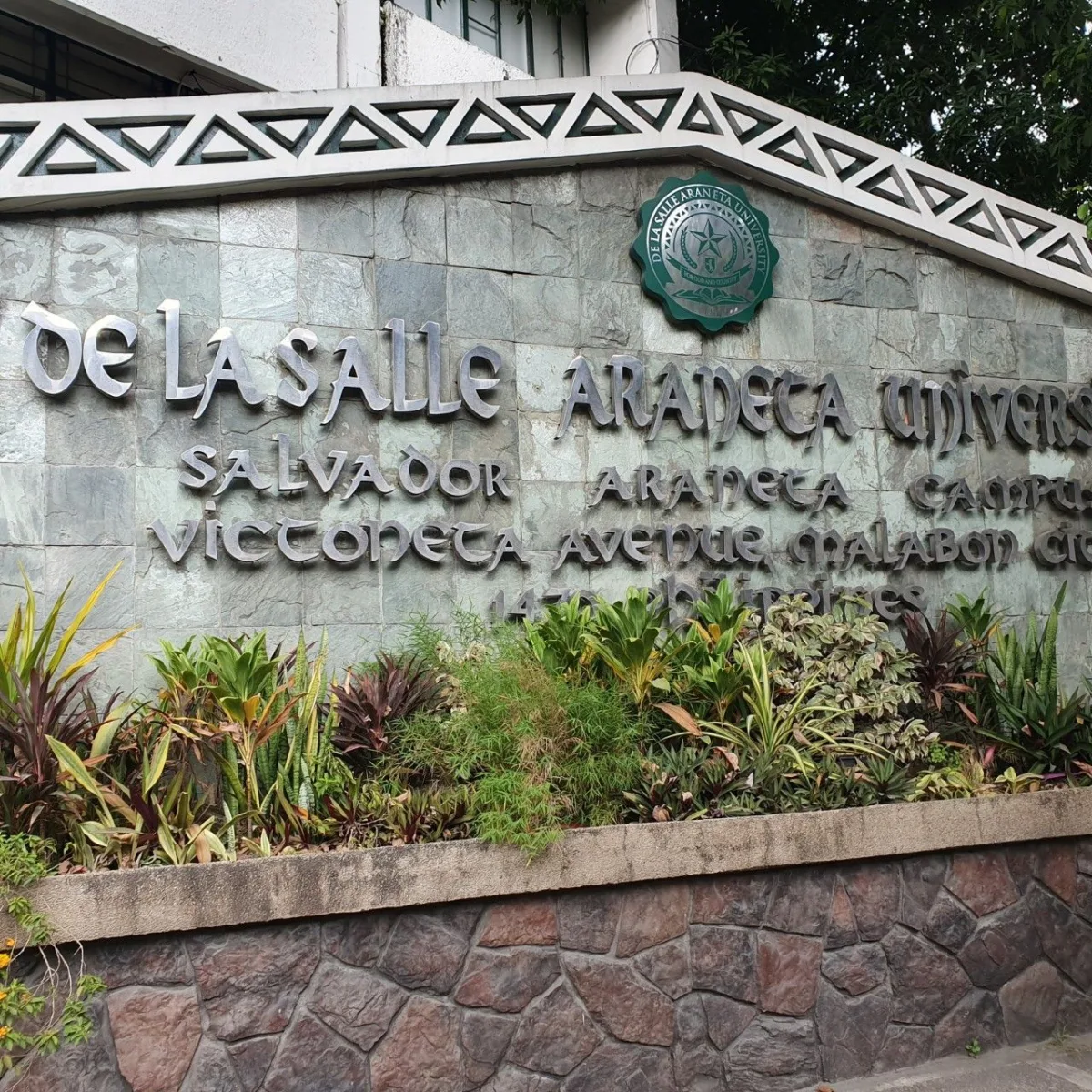 DLSAU LLC（De La Salle Araneta University Language Learning Center） 校区