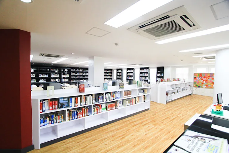 Enderun Colleges 校园设施 — Enderun Colleges 菲律宾英语游学