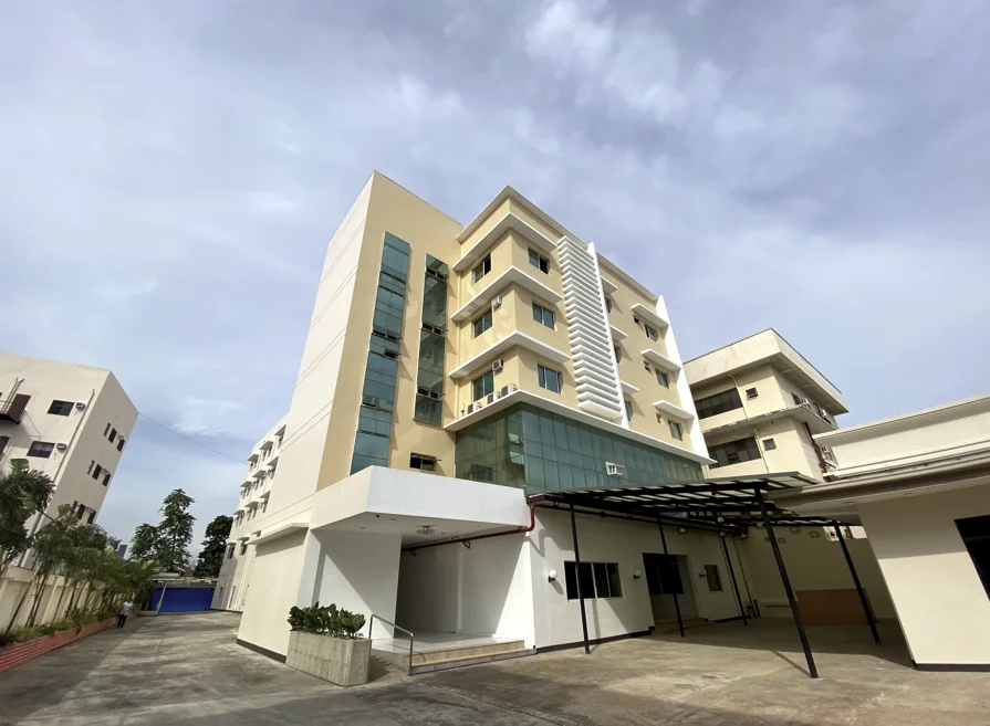 GLC English Academy校园建筑入口 — 宿务市区语言学校