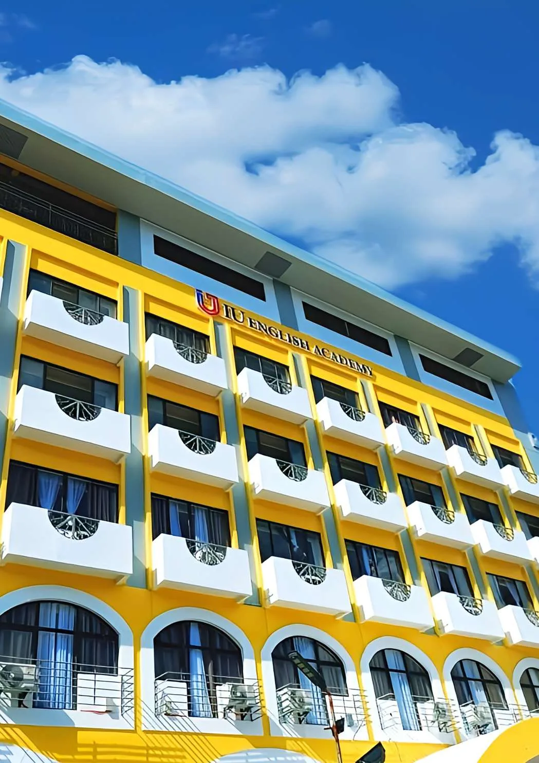校园大楼 — IU English Academy 菲律宾英语游学