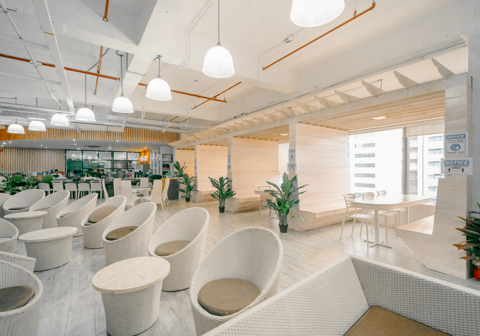 QQ English IT Park 餐食休憩区 — QQ English 菲律宾英语游学餐饮